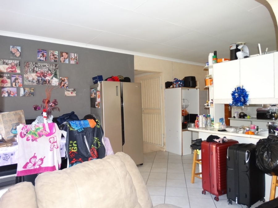 3 Bedroom Property for Sale in Geelhoutpark North West